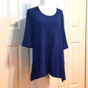 Simply Noelle Navy Top Size L/XL 12-14